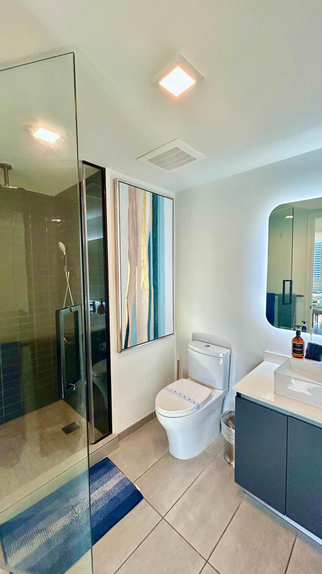 Rare Corner Unit Private Terrace & Sunset Views Сasa de vacaciones Miami
